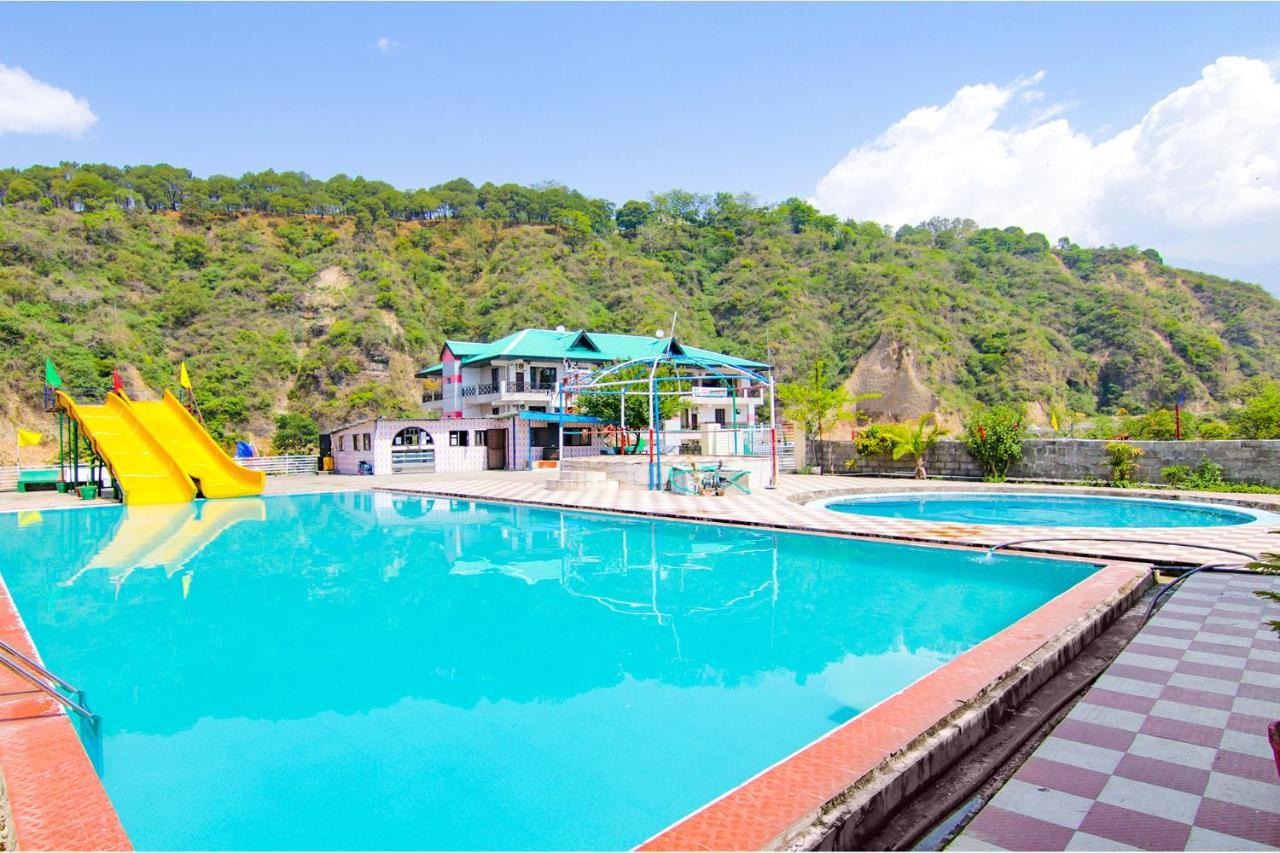 דרמסאלה Fabhotel Prime Wonder World Resort מראה חיצוני תמונה